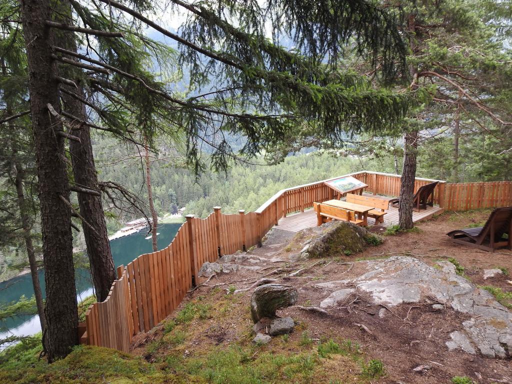 Gasthof Piburger See Hotel Оец Екстериор снимка
