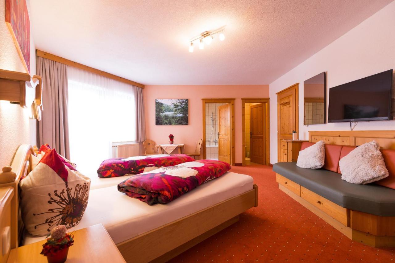 Gasthof Piburger See Hotel Оец Екстериор снимка
