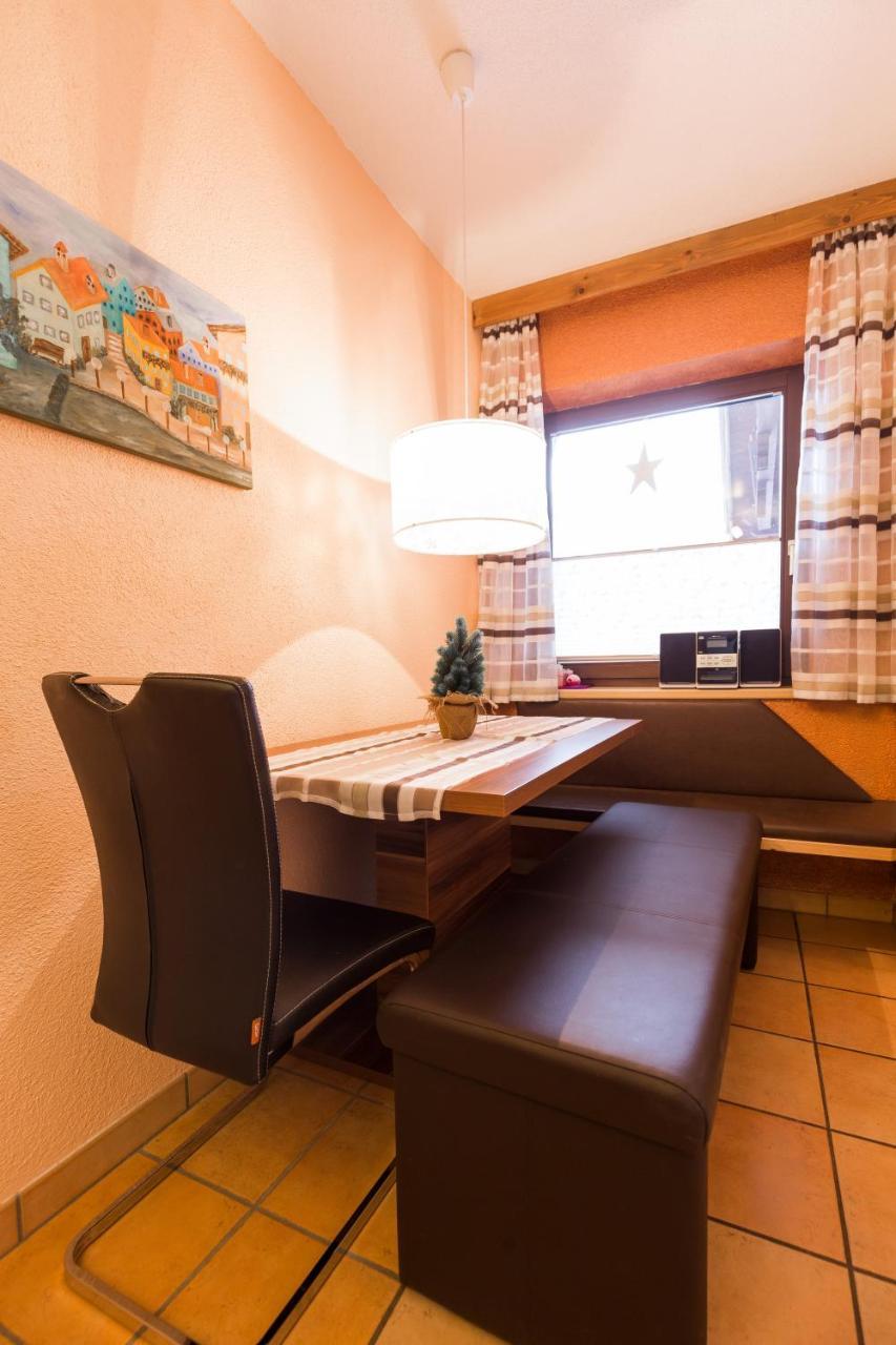 Gasthof Piburger See Hotel Оец Екстериор снимка