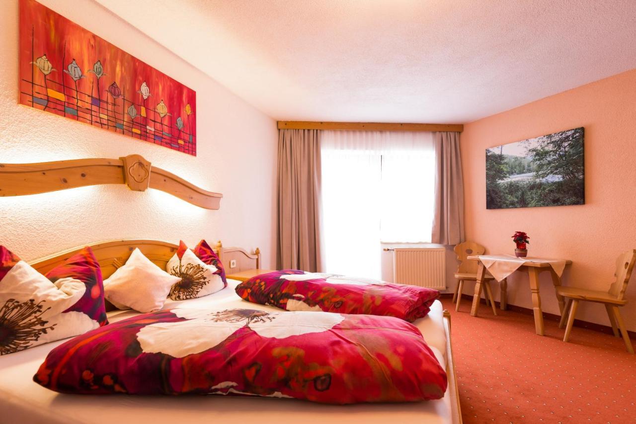Gasthof Piburger See Hotel Оец Екстериор снимка